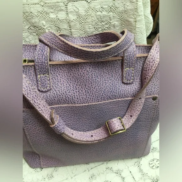 Portland Leather Goods Medium Crossbody Bag. Lilac - Picture 9 of 15